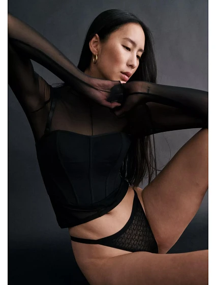 Triumph Signature Sheer String - BLACK - TRIUMPH BLACK - TRIUMPH Triumph Signature Sheer String - BLACK - TRIUMPH BLACK - TRIUMPH