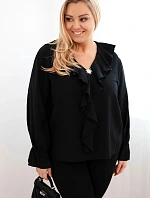Dámská viskózová blůza Plus Size s volánem a ozdobnou broží černá