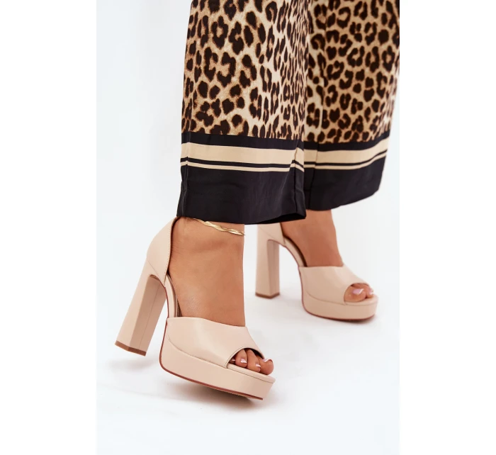 Dámské Sandály Na Podpatku A Platformě Eko Kožené Béžové model 21688872 - Boto Dámské Sandály Na Podpatku A Platformě Eko Kožené Béžové model 21688872 - Boto