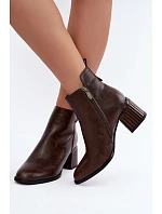 Kožené kotníkové boty na podpatku s vyhříváním model 22557045 hnědé - D&A Kožené kotníkové boty na podpatku s vyhříváním model 22557045 hnědé - D&A