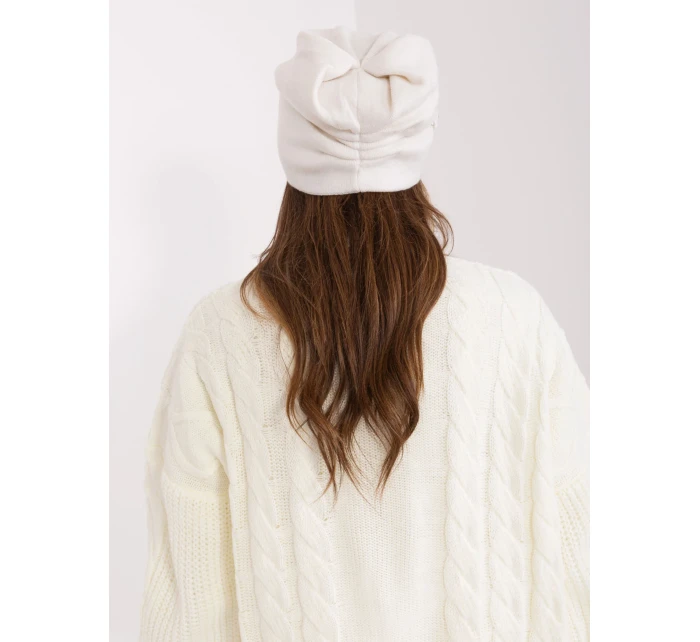 Czapka AT CZ model 18997360 ecru - FPrice Czapka AT CZ model 18997360 ecru - FPrice