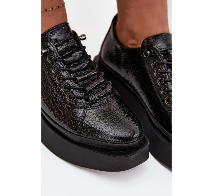 Dámské kožené lakované polobotky na platformě Artiker – černé