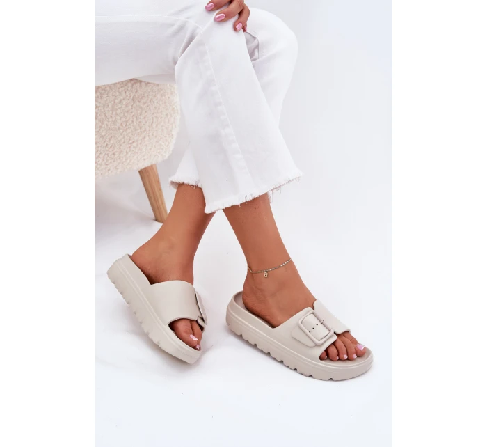 Dámské Pěnové Pantofle Na Platformě S Přezkou Béžové model 21697854 - Boto