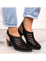 Dámské pohodlné kožené sandály na podpatku model 22021681 - Rieker