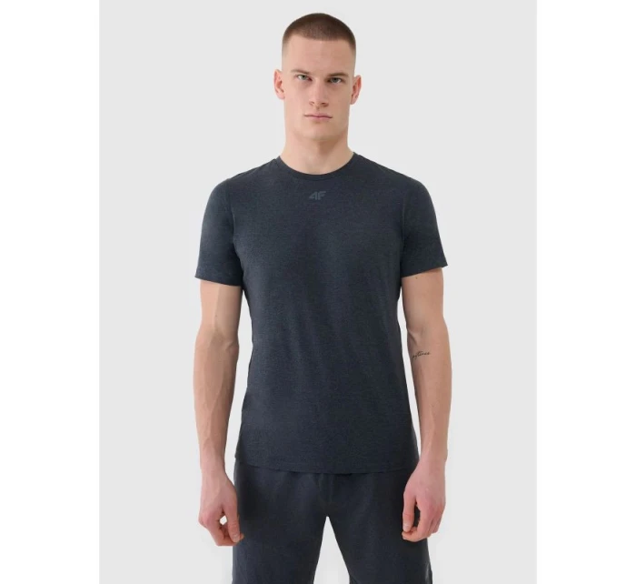 Pánské rychleschnoucí tréninkové tričko 4F 4FWMM00TFTSM1831-22M pánské Pánské rychleschnoucí tréninkové tričko 4F 4FWMM00TFTSM1831-22M pánské