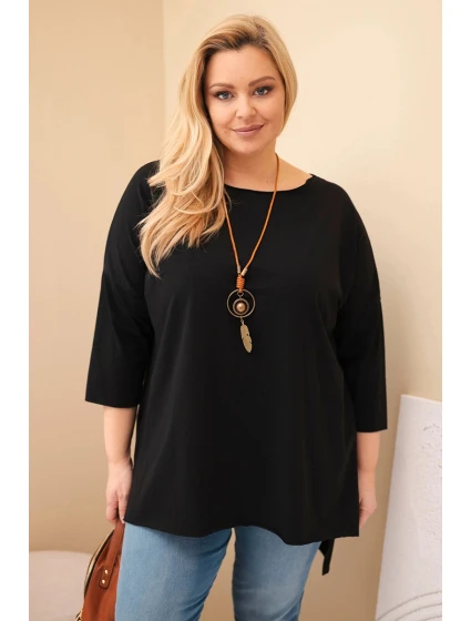 Dámská bavlněná blůza Plus Size asymetrická s náhrdelníkem černá Dámská bavlněná blůza Plus Size asymetrická s náhrdelníkem černá