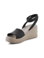 Sandály Brooklyn s páskem W model 20133824 - Crocs