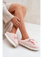 Pantofle Se A Růžové model 21680841 - Boto Pantofle Se A Růžové model 21680841 - Boto
