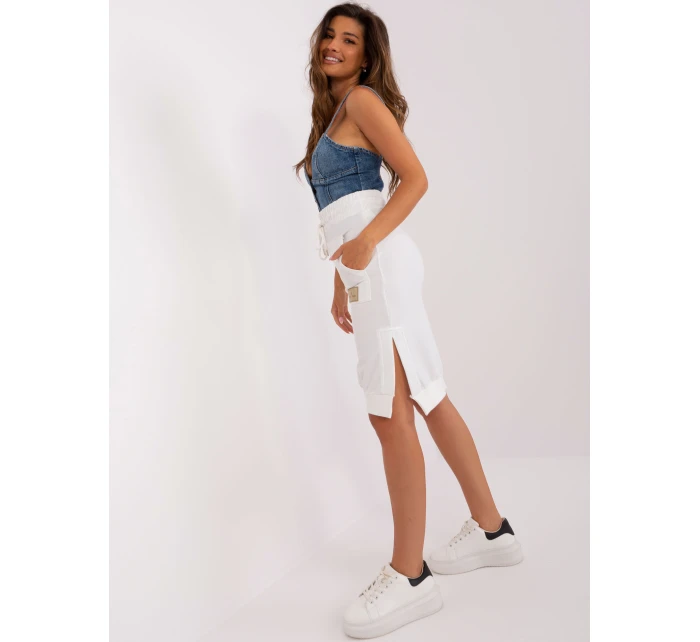 Spódnica TW SD model 21215650 ecru - FPrice