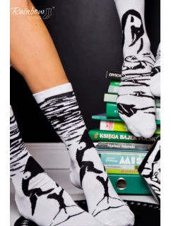 Duhové ponožky se   černá a bílá 2 páry model 21606867 - ZOOKSY/RAINBOW SOCKS