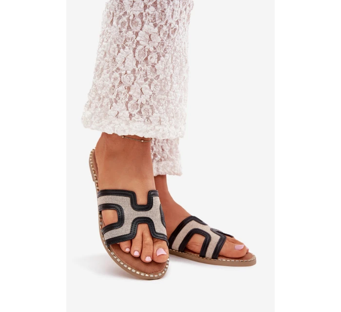 Dámské Pantofle Na Plochém Podpatku Černé model 21703847 - Boto Dámské Pantofle Na Plochém Podpatku Černé model 21703847 - Boto