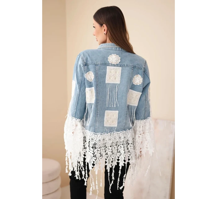 Dámská bavlněná džínová bunda s třásněmi a krajkou v boho stylu světle džínová