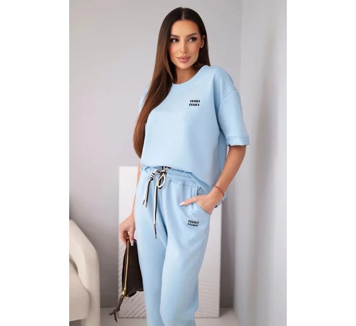 Dámský komplet viskózový máslo s krátkým rukávem a kalhotami s ohrnutým nohavicí modrý