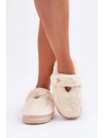 Hřejivé pantofle s malou broží světle béžové Primaria Hřejivé pantofle s malou broží světle béžové Primaria