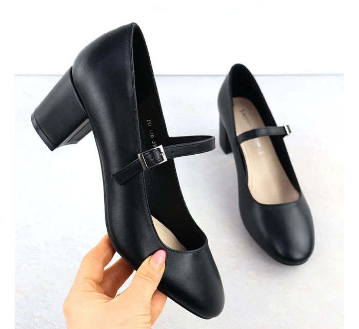 Černé lodičky Sergio Leone na nízkém podpatku s páskem PB176