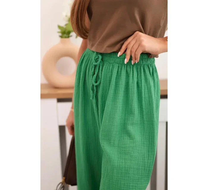 Mušelínové kalhoty se širokou nohavicí zelený
