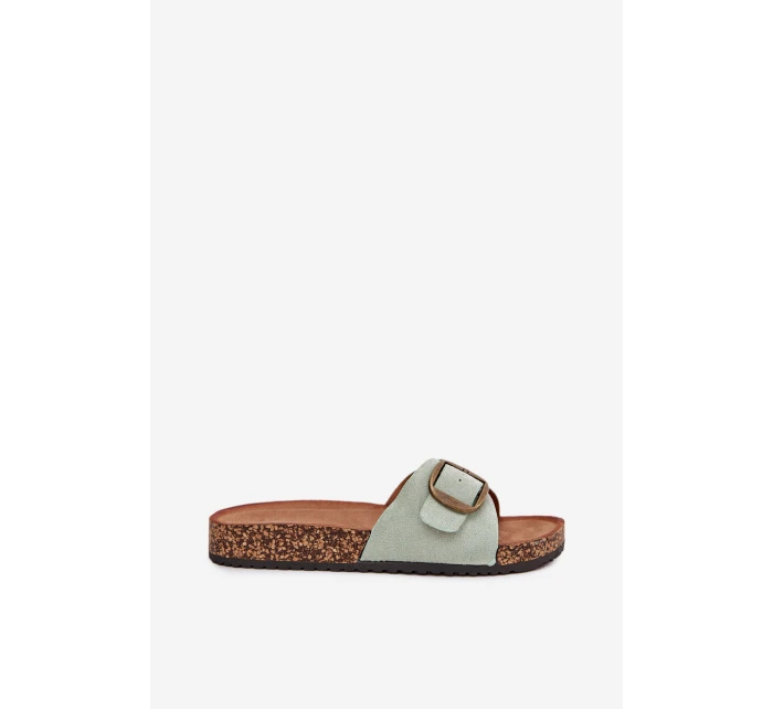 Dámské pantofle s přezkou na korkové platformě mátové model 21704256 - Boto Dámské pantofle s přezkou na korkové platformě mátové model 21704256 - Boto