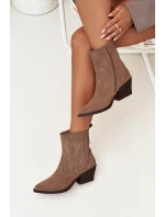Dámské zateplené kotníkové boty kovbojky na podpatku Dylira – khaki, zamsz Dámské zateplené kotníkové boty kovbojky na podpatku Dylira – khaki, zamsz