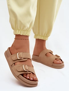 Dámské pantofle s zlatými sponami tmavě béžové model 22125509 - Boto