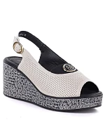 Dámské kožené sandály na platformě béžové S.Barski model 22099414 Dámské kožené sandály na platformě béžové S.Barski model 22099414