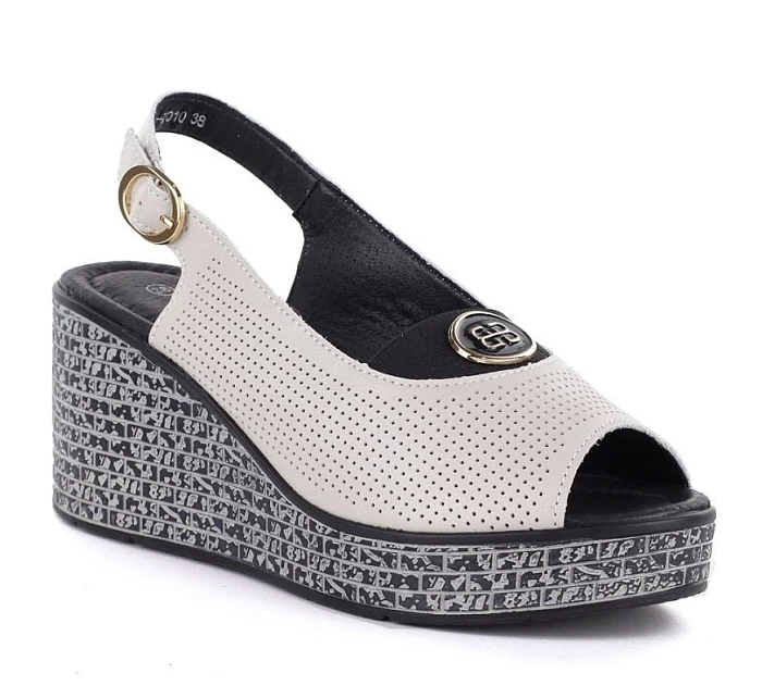 Dámské kožené sandály na platformě béžové S.Barski model 22099414 Dámské kožené sandály na platformě béžové S.Barski model 22099414