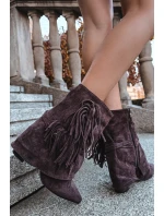 Dámské kotníkové boty na podpatku s třásněmi a zlatými přezkami čokoládové Evelisse Dámské kotníkové boty na podpatku s třásněmi a zlatými přezkami čokoládové Evelisse