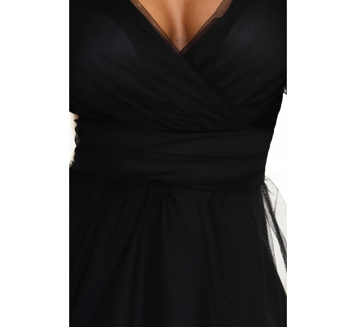 Dlouhé maxi šaty s rukávy a obálkovým výstřihem černé model 22045481 - numoco basic