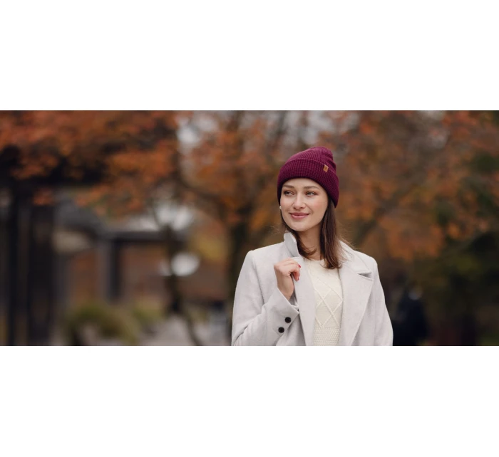 Unisex čepice Vuch Mysa Burgundy Unisex čepice Vuch Mysa Burgundy