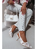 Dámské sandály na podpatku s krajkou bílé model 22103103 - Boto