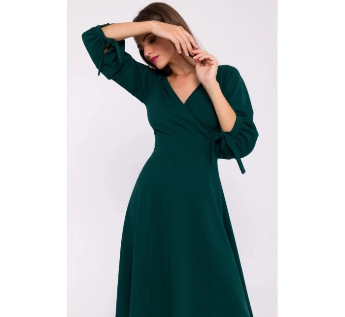Šaty s rozšířenými rukávy model 21958994 zelené - STYLOVE