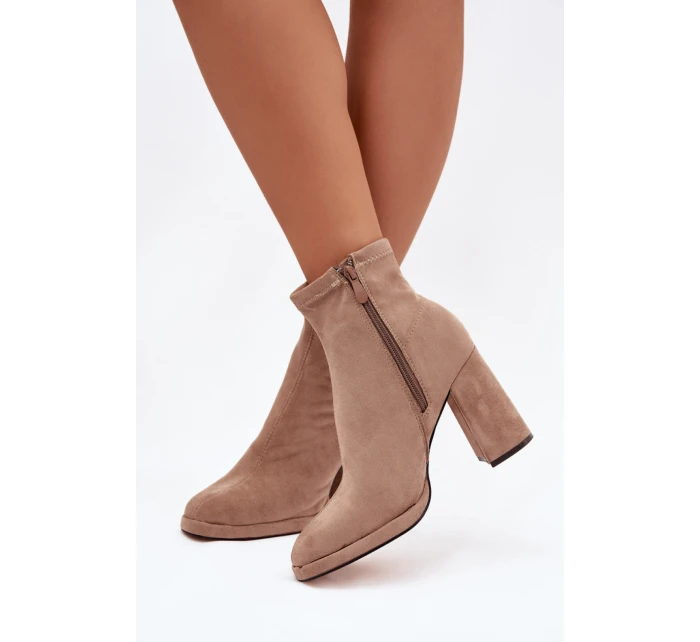 Boty na podpatku model 221934 Step in style Boty na podpatku model 221934 Step in style