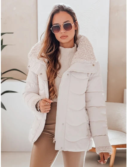 Dámská prošívaná zimní bunda s kapucí bílá Dstreet model 21990458 - FashionStreet