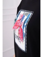 Halenka s 3D grafikou plameňáka černá Halenka s 3D grafikou plameňáka černá