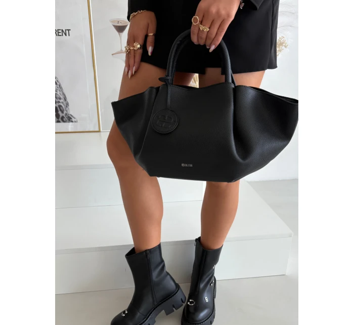 Dámská shopper kabelka z eko kůže – černá Big Star Dámská shopper kabelka z eko kůže – černá Big Star