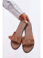 Dámské nazouváky na nízkém podpatku se zlatou sponou Camel Selivelle