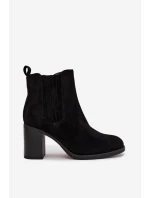 Zateplené dámské kotníkové boty na sloupkovém podpatku černé Brevina Zateplené dámské kotníkové boty na sloupkovém podpatku černé Brevina