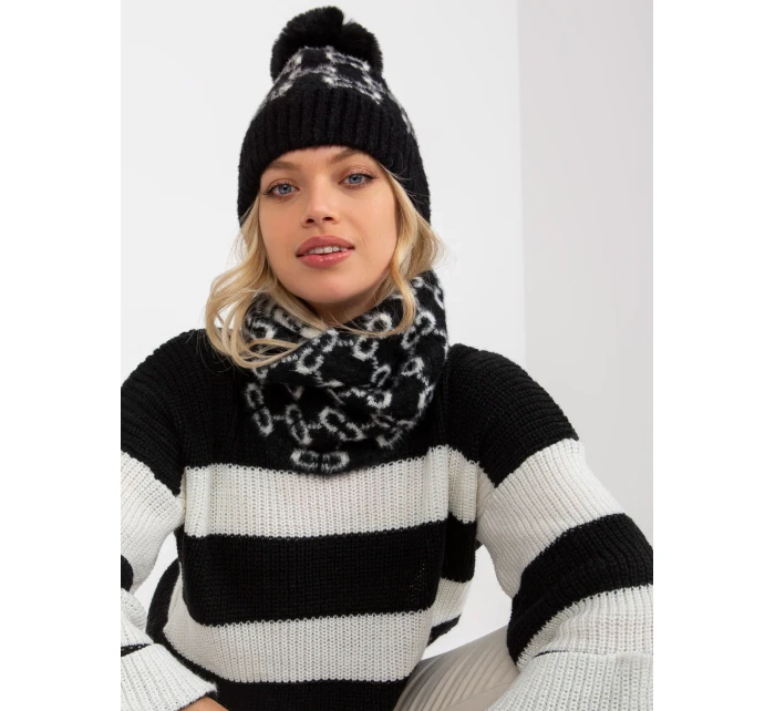 Dámská čepice AT CZ CM 319 černá a bílá