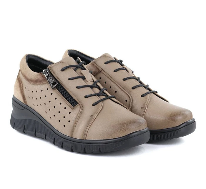 Dámské kožené polobotky na platformě béžové barvy Vinceza 39977