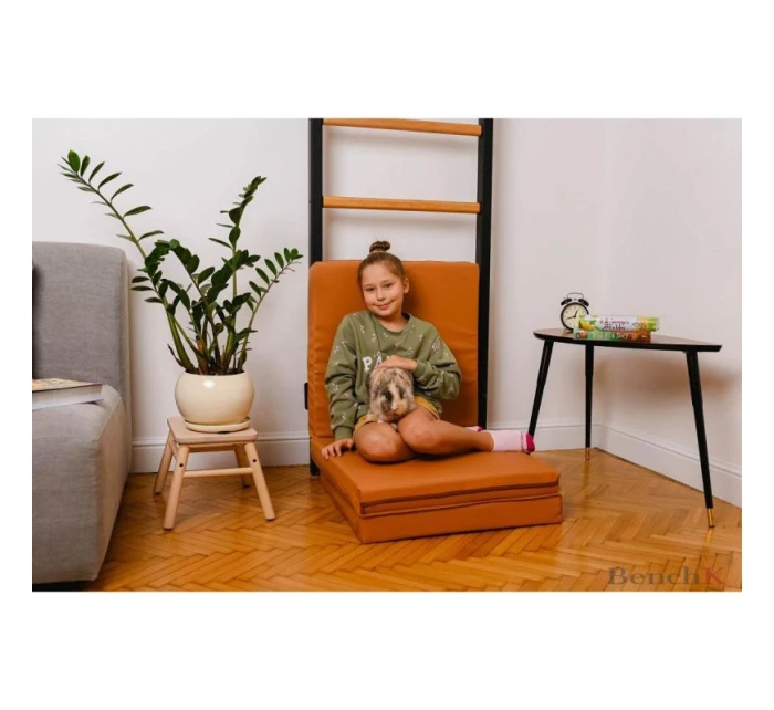 SKLÁDACÍ GYMNASTICKÁ MATRACE HNĚDÁ 180CM BENCHK SKLÁDACÍ GYMNASTICKÁ MATRACE HNĚDÁ 180CM BENCHK