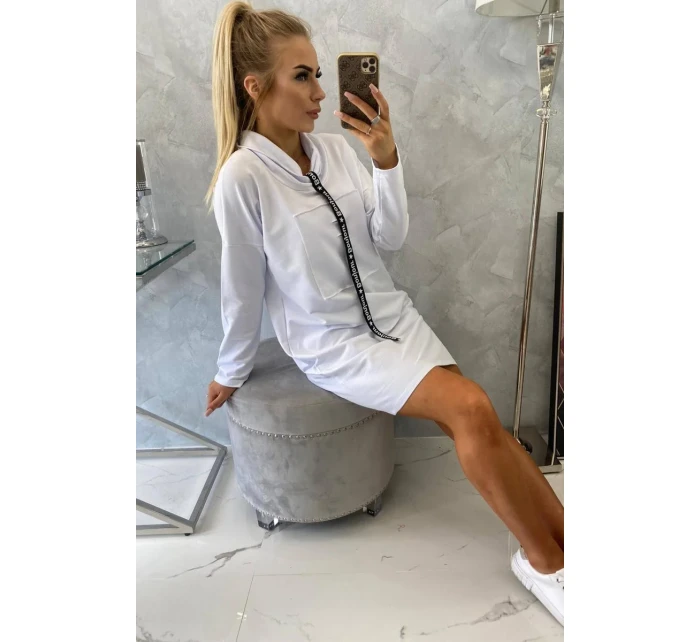 Šaty s kravatou bílé Šaty s kravatou bílé