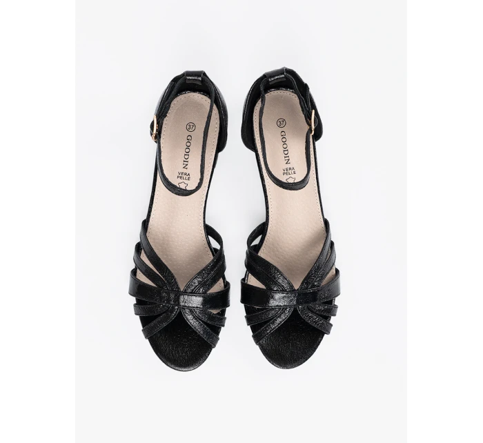 Krásné dámské sandály černé Obcas Krásné dámské sandály černé Obcas