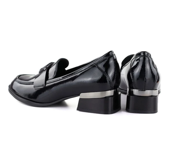 Dámské lakované polobotky s ozdobným podpatkem černé model 22015127 - VINCEZA