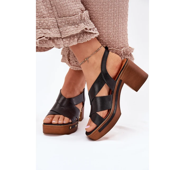 Kožené Sandály Na Podpatku model 21699718 Černé - Zazoo