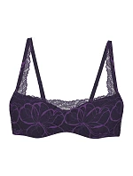 BODY MAKE-UP ILLUSION LACE – Balkonová podprsenka s inovativní comfort wire Triumph BODY MAKE-UP ILLUSION LACE – Balkonová podprsenka s inovativní comfort wire Triumph