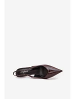 Lakované lodičky na jehlovém podpatku Čokoládové model 21757876 - Boto