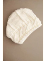 Dámská zimní čepice s vlnou o ecru model 21783047 - K-Fashion Dámská zimní čepice s vlnou o ecru model 21783047 - K-Fashion