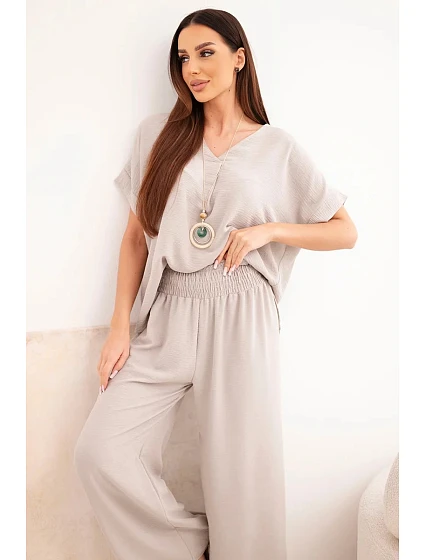 Komplet s náhrdelníkem halenka + kalhoty tmavě béžová