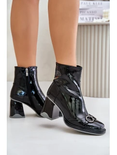 Lakované botky na podpatku z podšívkou a ozdobou MR880-021 černé D&A