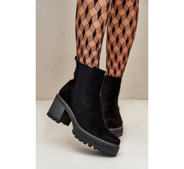Dámské Botky Zateplené Na Podpatku Eko Semišové Černé Irissinae Dámské Botky Zateplené Na Podpatku Eko Semišové Černé Irissinae