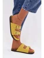 Dámské pantofle s přezkami Žluté model 21943311 - Boto